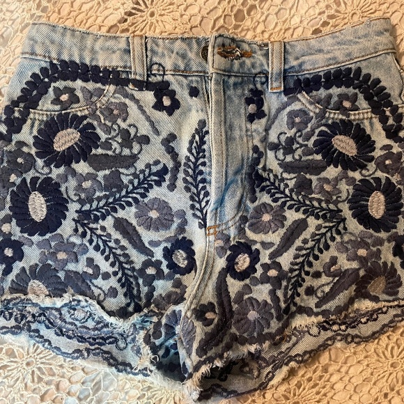 Farm Rio embroidered shorts